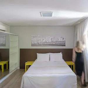 Açores Flat Design- 10 Minutos Moinhos De Vento 3* Porto Alegre